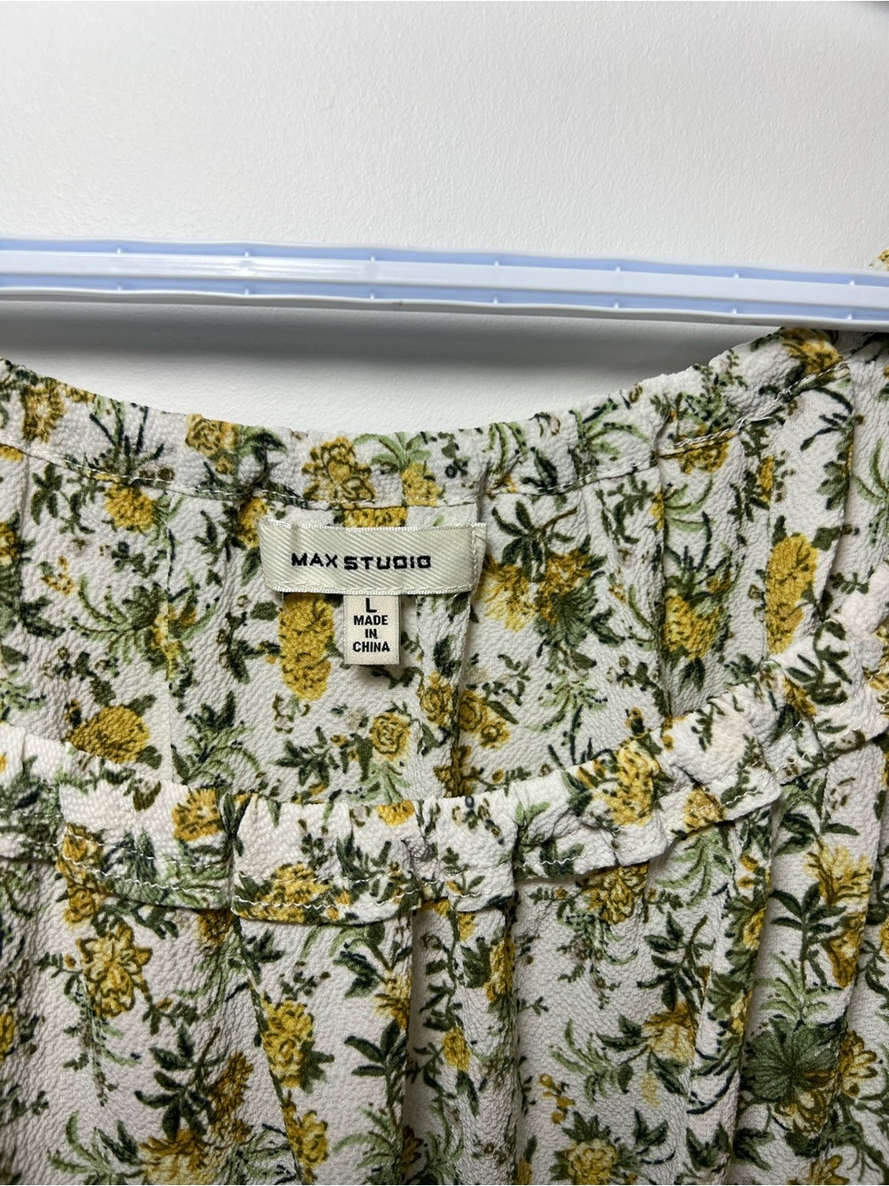 Max Studio White Floral Chic Puff-Sleeve Blouse with Yellow Print Women’s Large - Picture 4 of 7